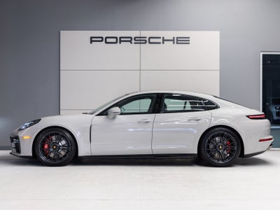 2026 Porsche Panamera Panamera GTS