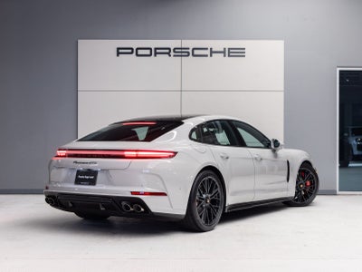 2026 Porsche Panamera Panamera GTS