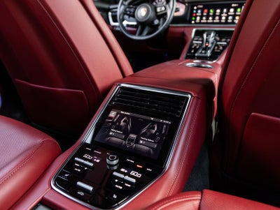 2022 Porsche Panamera Panamera Turbo S E-Hybrid