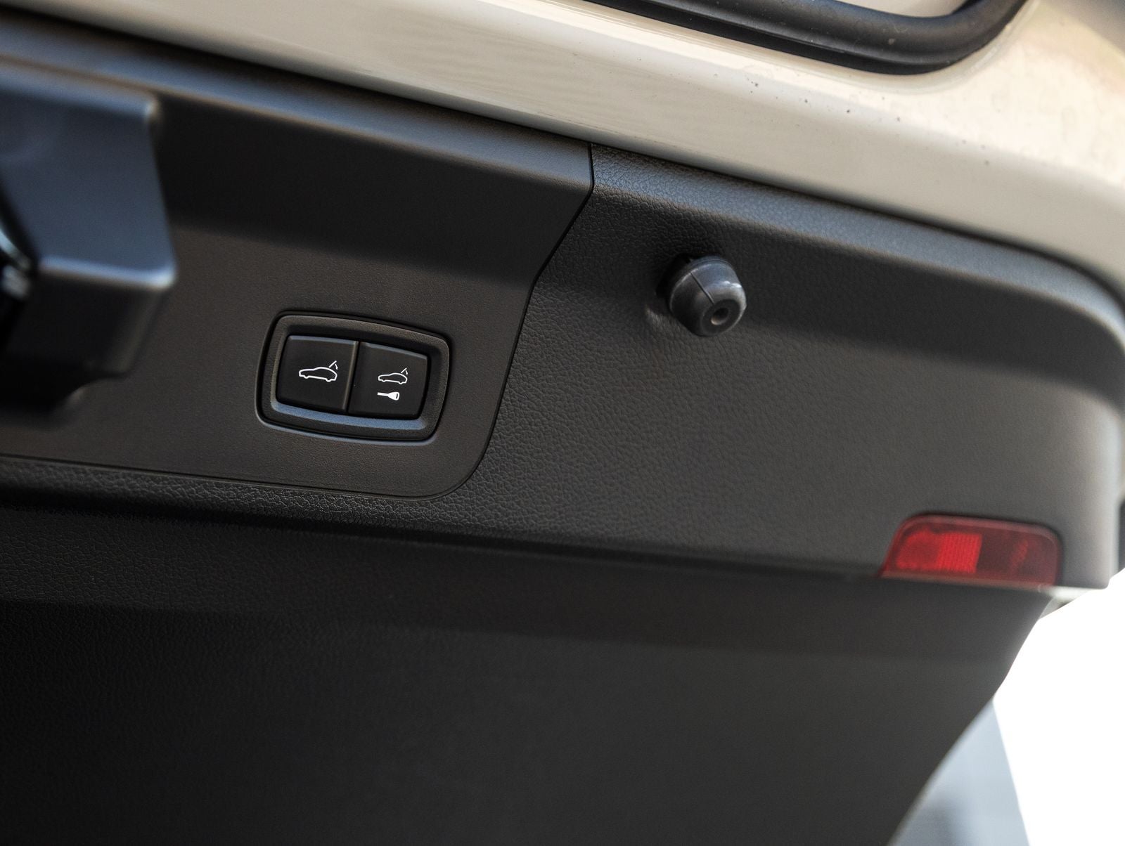 2022 Porsche Panamera Panamera Turbo S E-Hybrid