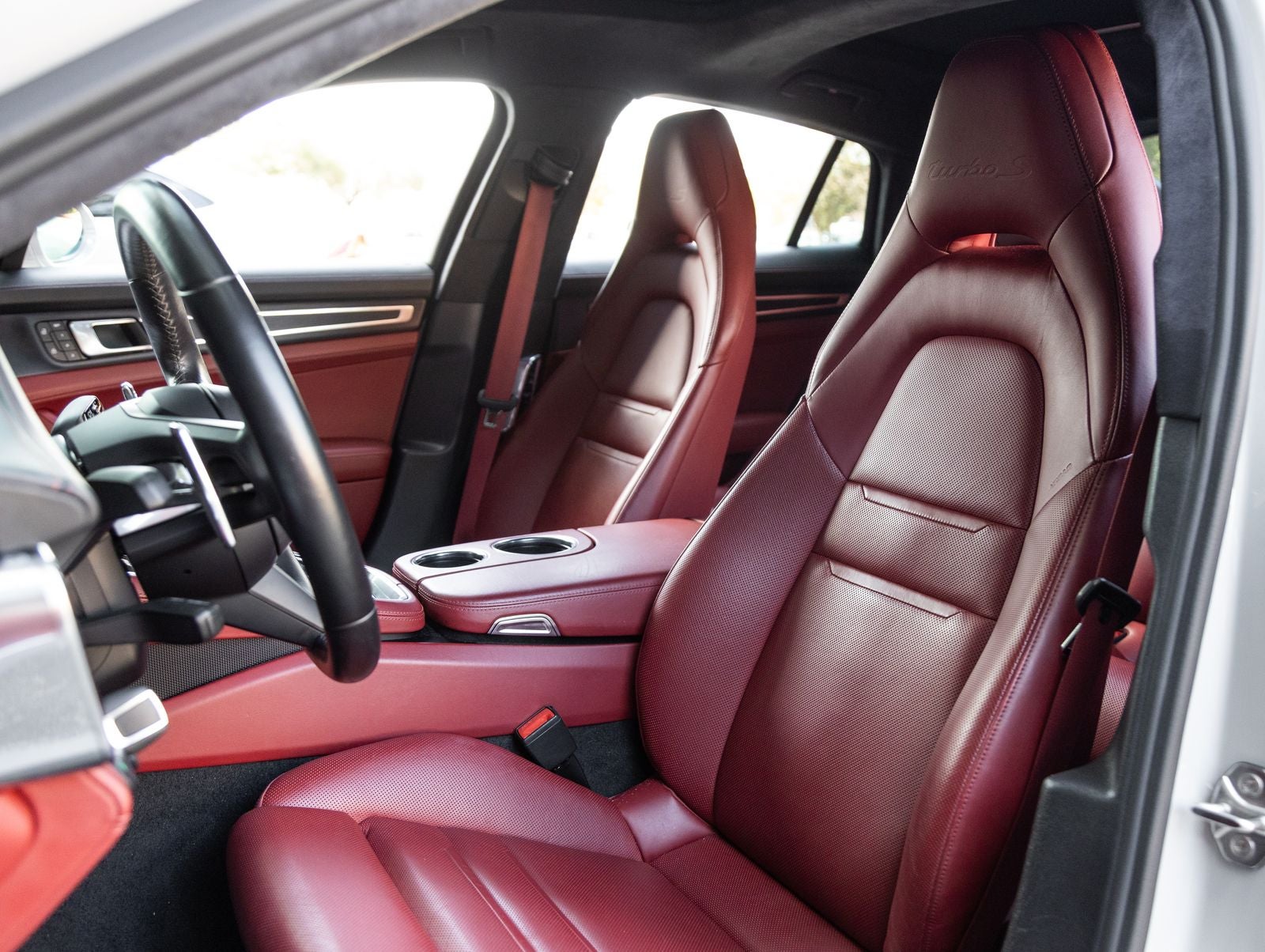 2022 Porsche Panamera Panamera Turbo S E-Hybrid