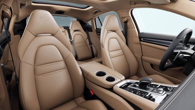 2023 Porsche Panamera Panamera 4 Platinum Edition (MY23)