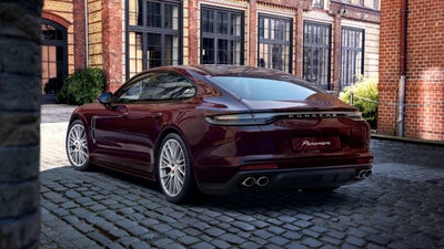 2022 Porsche Panamera Panamera 4 Platinum Edition (MY22)