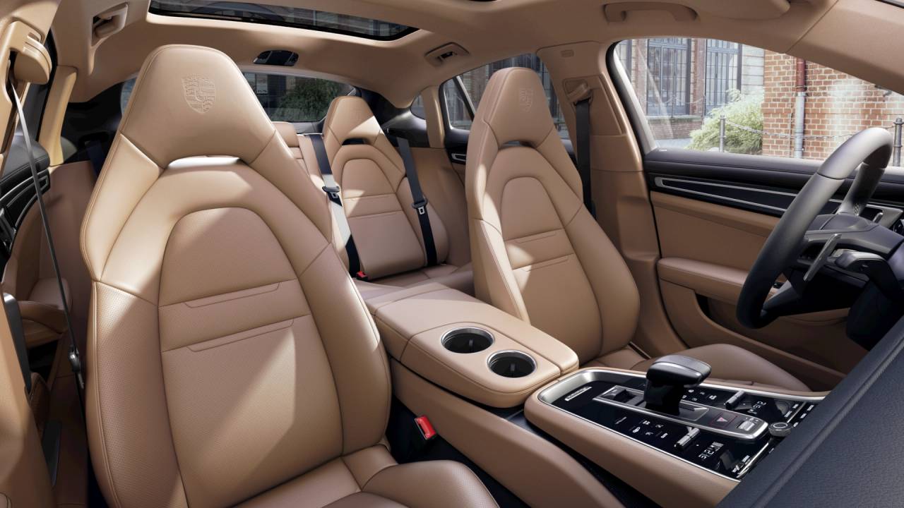 2022 Porsche Panamera Panamera 4 Platinum Edition (MY22)