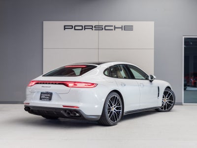 2023 Porsche Panamera Panamera 4 Platinum Edition (MY23)
