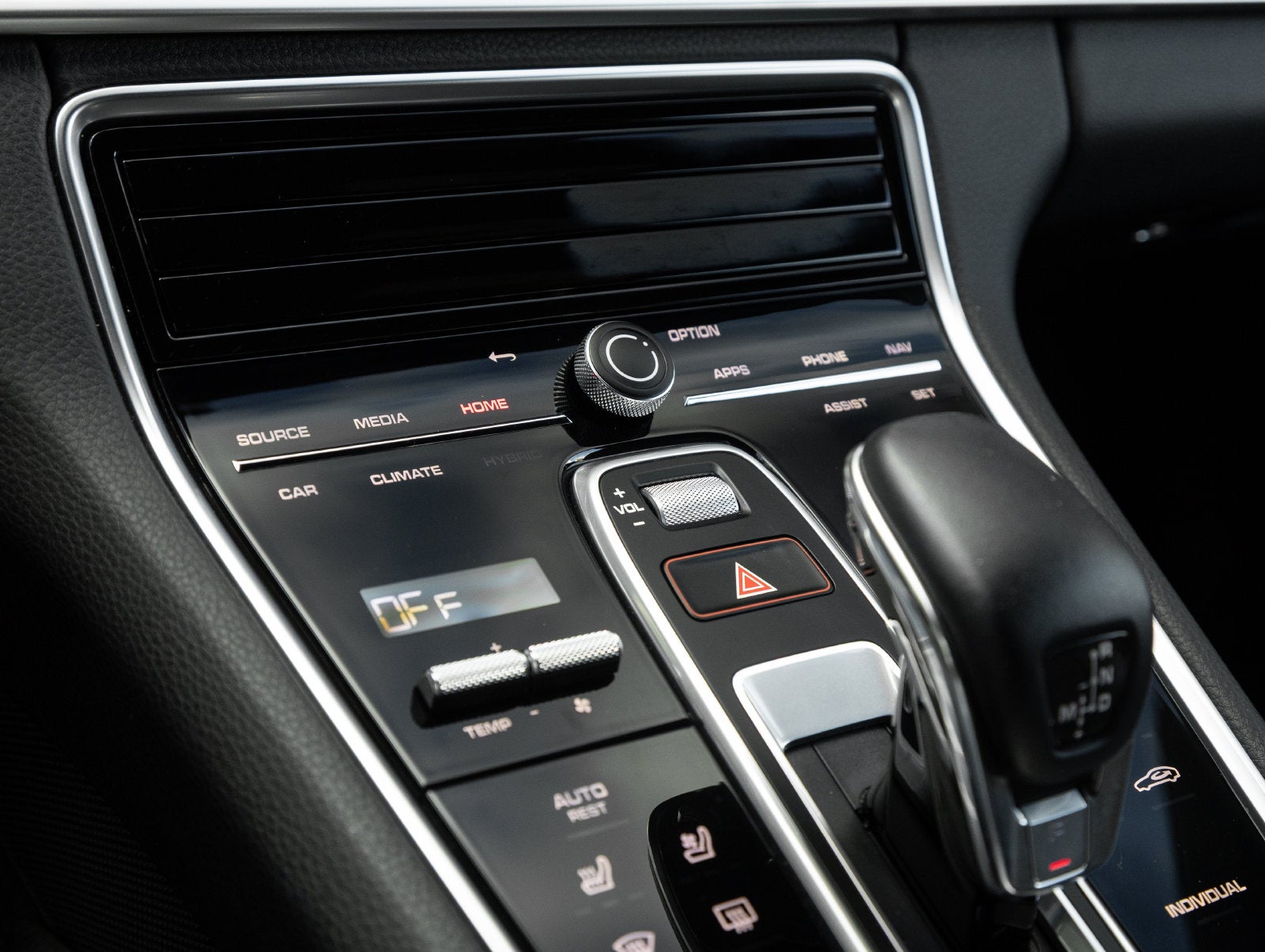 2023 Porsche Panamera Panamera 4 Platinum Edition