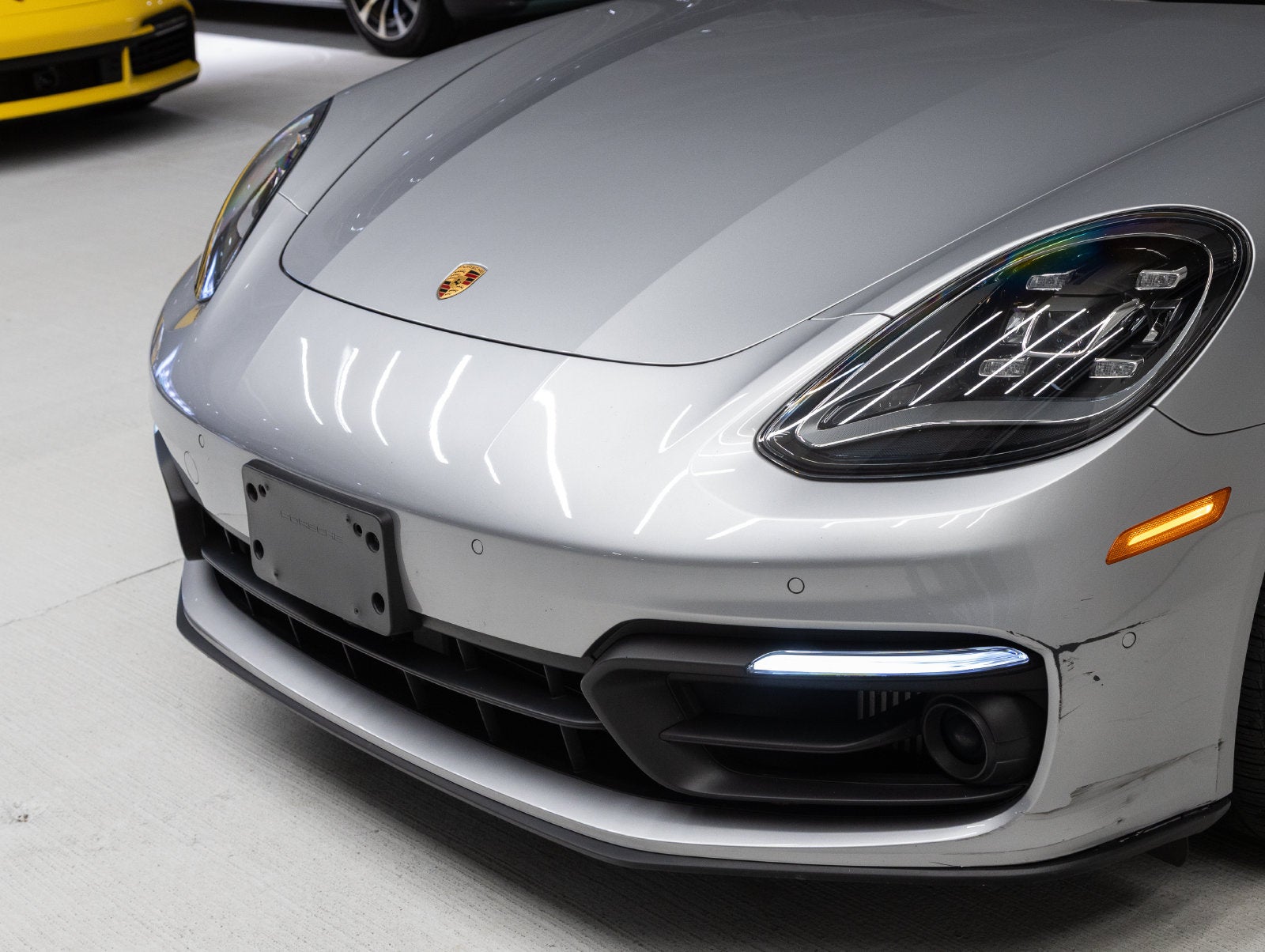 2023 Porsche Panamera Panamera 4 Platinum Edition