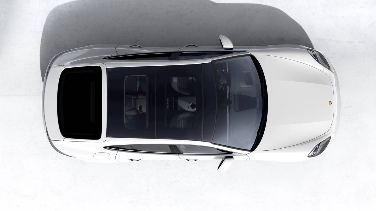 2023 Porsche Panamera 4 Platinum Edition