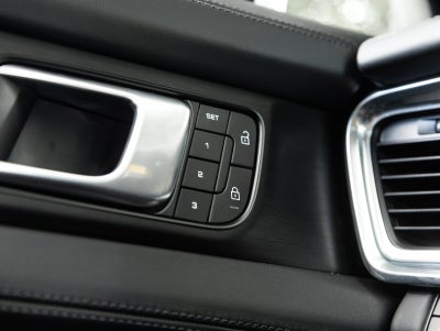 2023 Porsche Panamera Panamera Platinum Edition