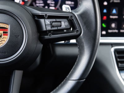 2023 Porsche Panamera 4 Platinum Edition