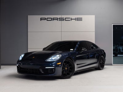 2023 Porsche Panamera 4 Platinum Edition