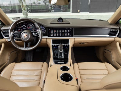 2023 Porsche Panamera 4 Platinum Edition