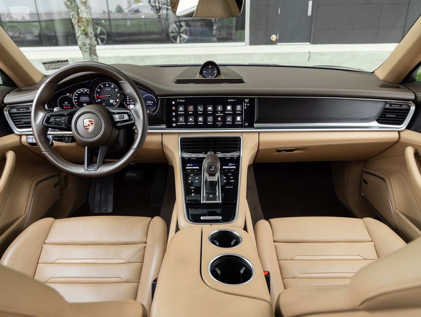 2023 Porsche Panamera 4 Platinum Edition