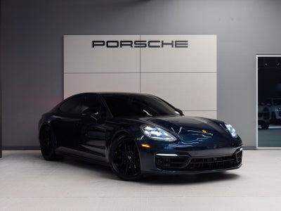 2023 Porsche Panamera 4 Platinum Edition