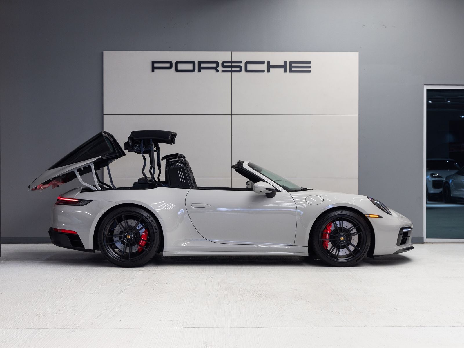 2024 Porsche 911 911 Targa 4 GTS