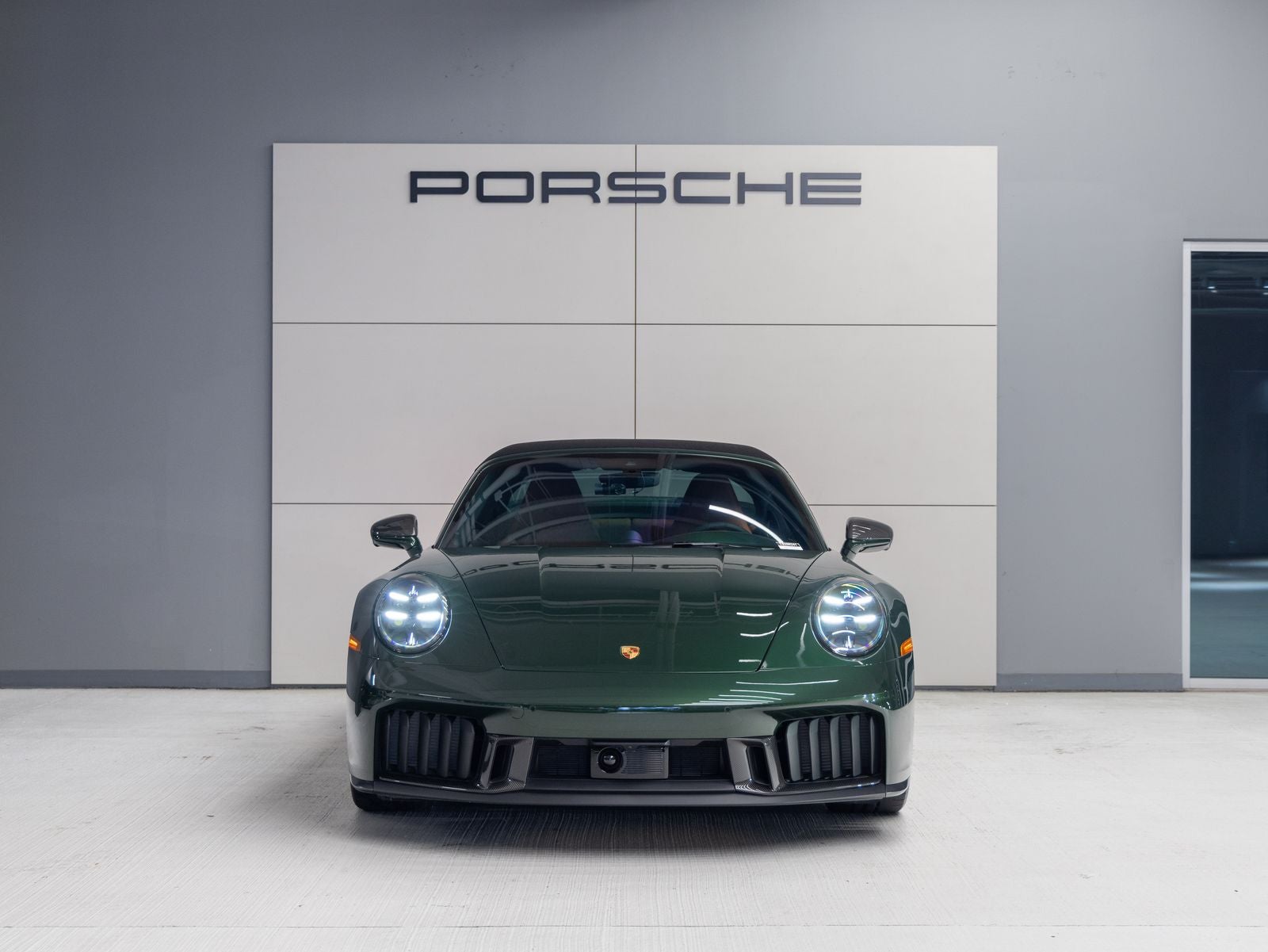 2026 Porsche 911 Targa 4 GTS