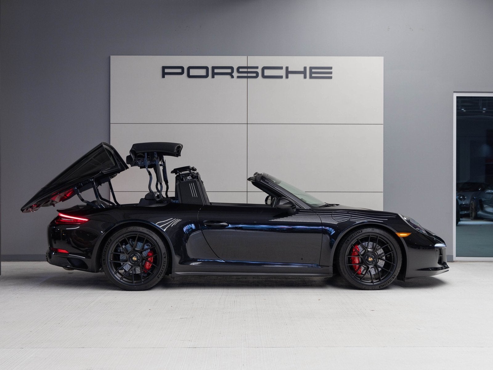 2019 Porsche 911 911 Targa 4 GTS