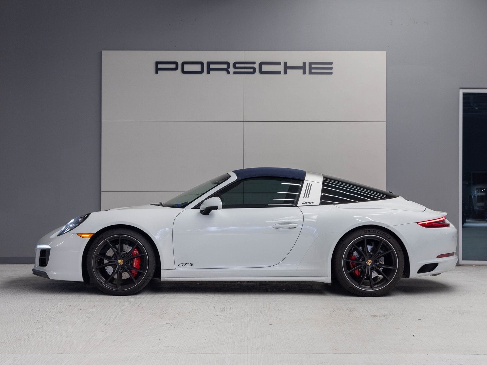 2019 Porsche 911 911 Targa 4 GTS