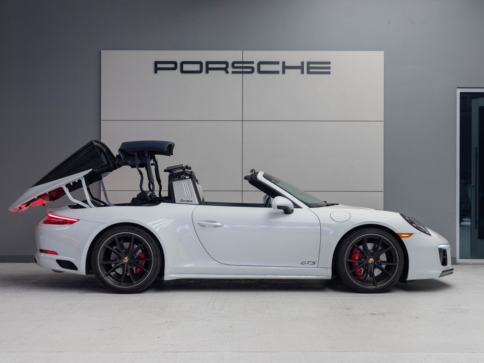 2019 Porsche 911 911 Targa 4 GTS