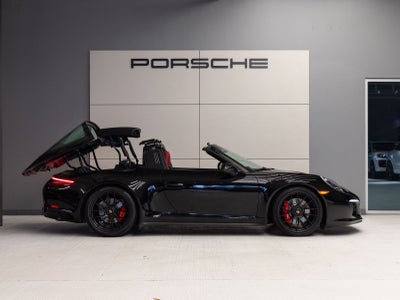 2019 Porsche 911 Targa 4S GTS