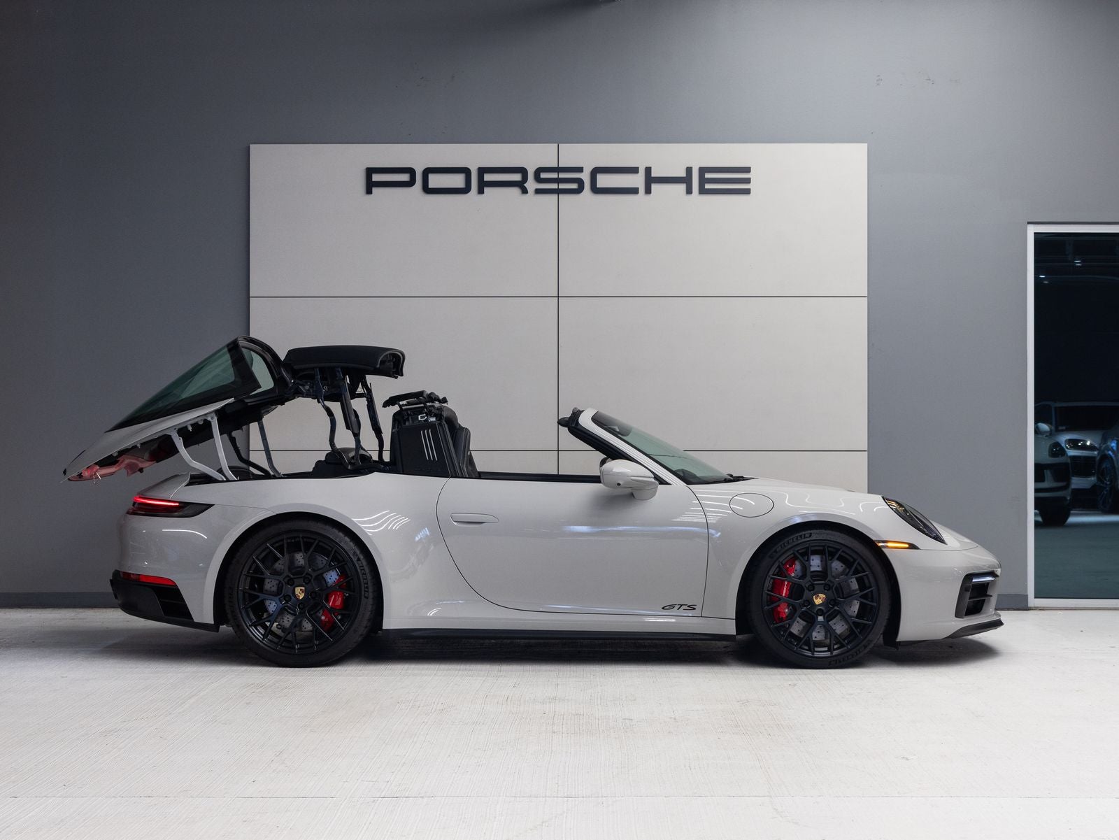 2024 Porsche 911 911 Targa 4 GTS