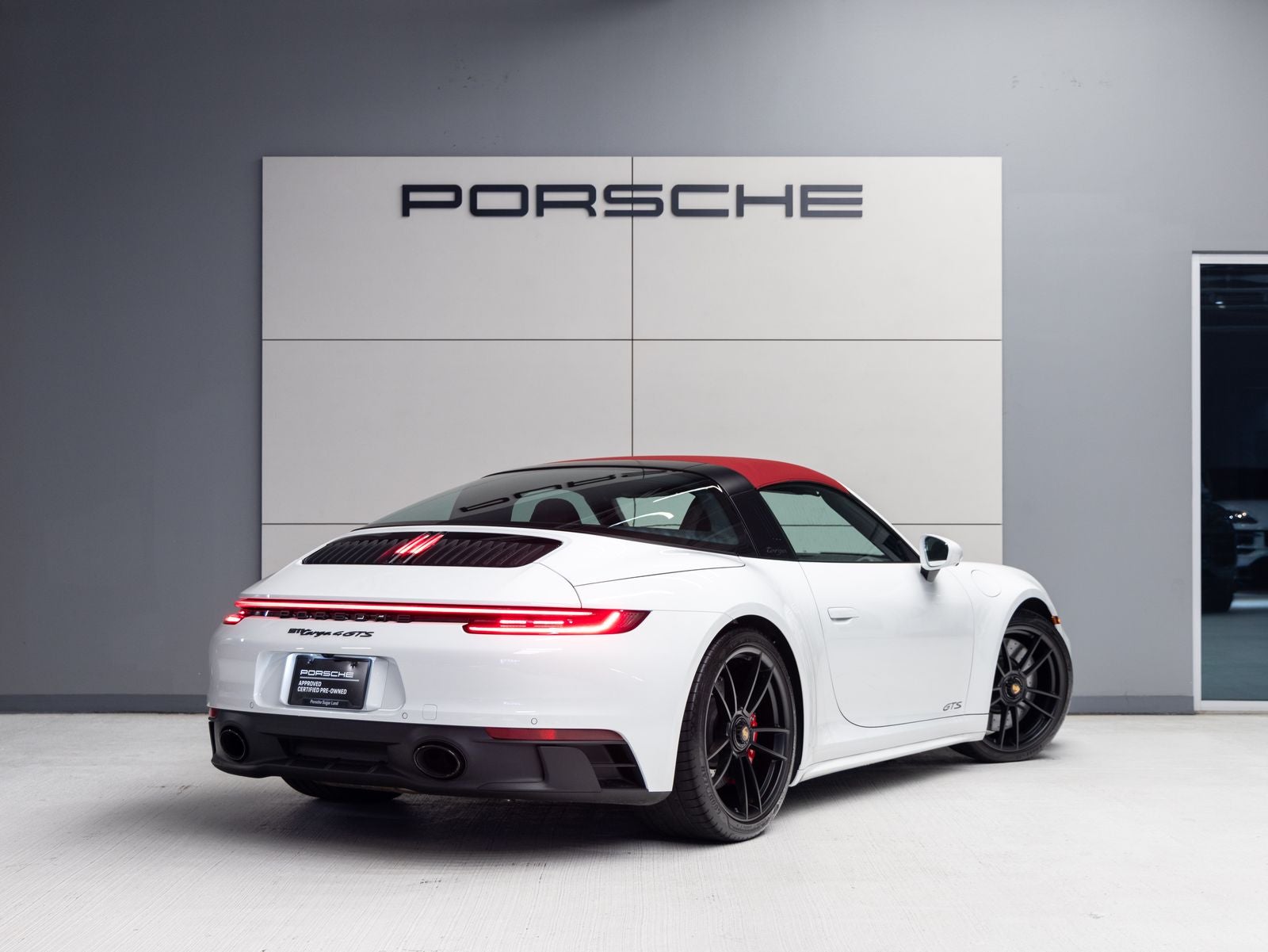 2024 Porsche 911 911 Targa 4 GTS (MY24)
