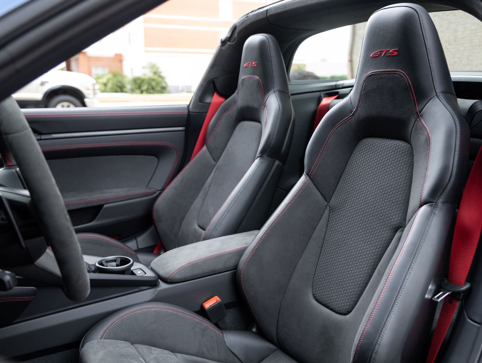 2025 Porsche 911 Targa 4 GTS