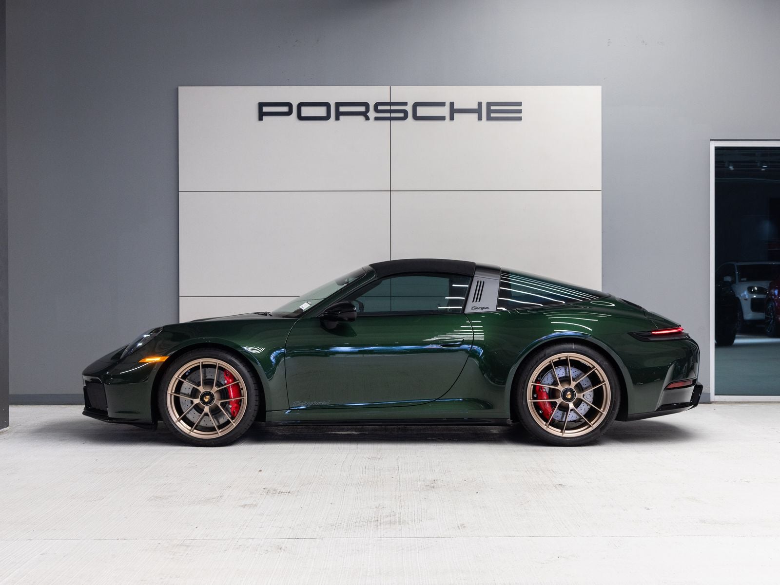 2026 Porsche 911 Targa 4 GTS