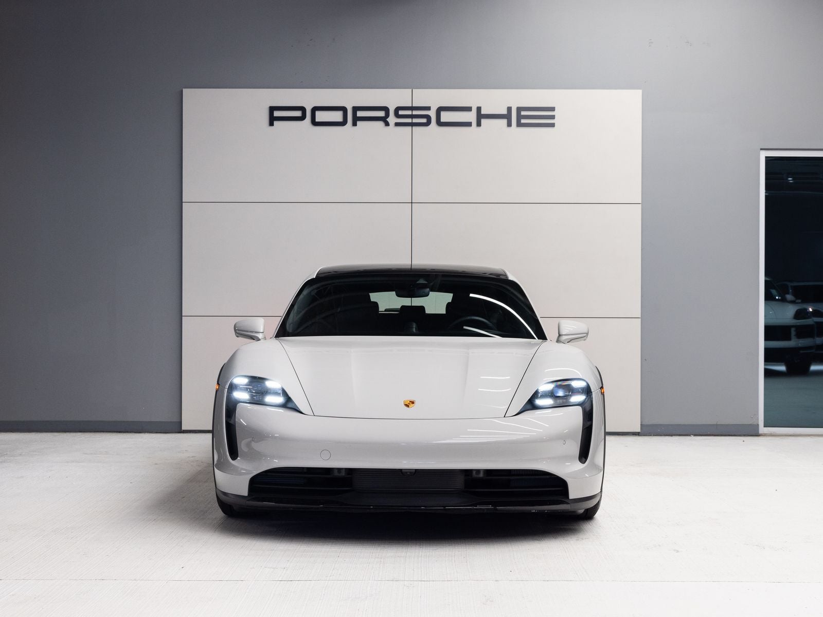2024 Porsche Taycan Taycan 4S Cross Turismo (MY24)