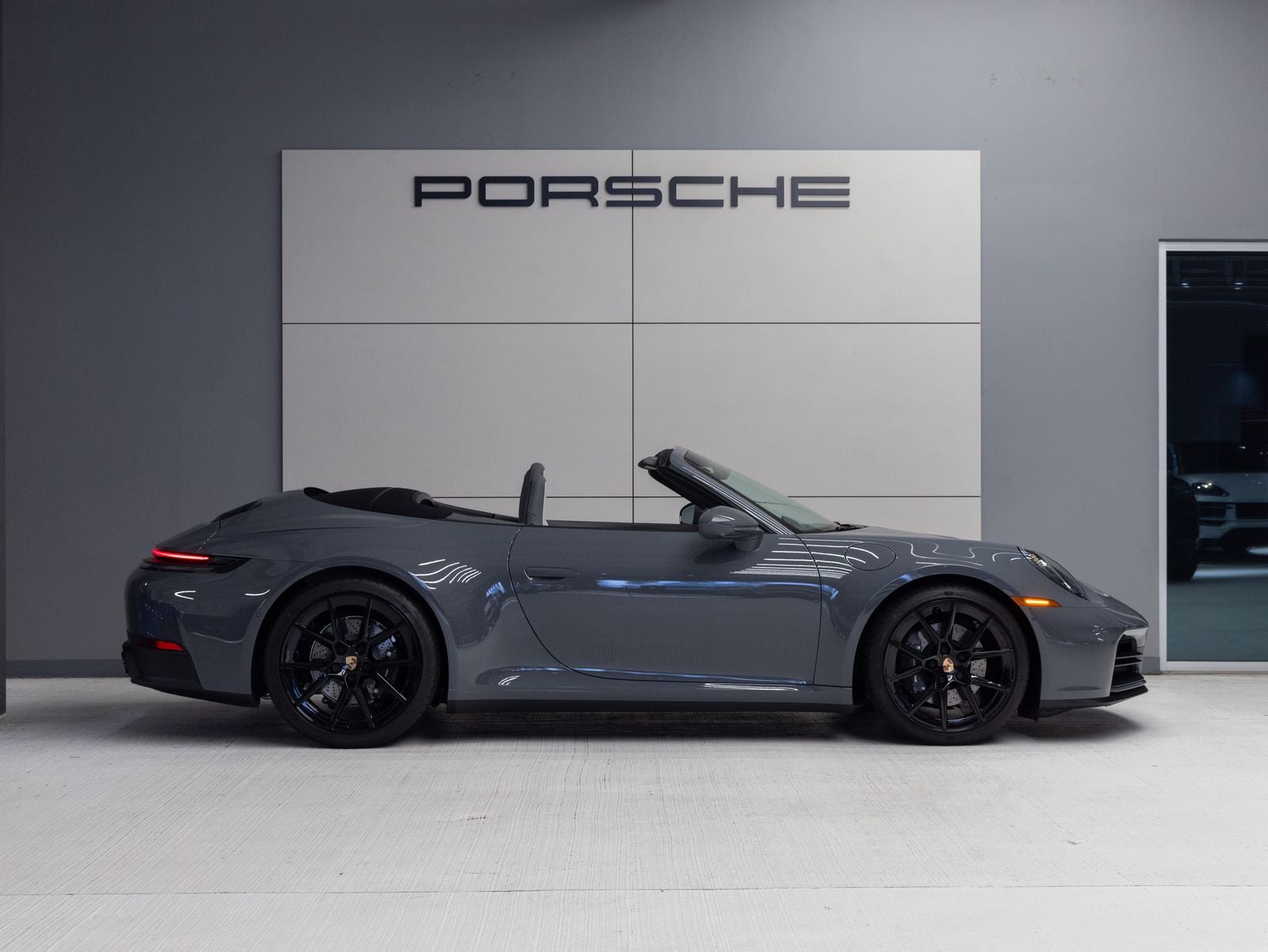 2026 Porsche 911 Carrera Cabriolet