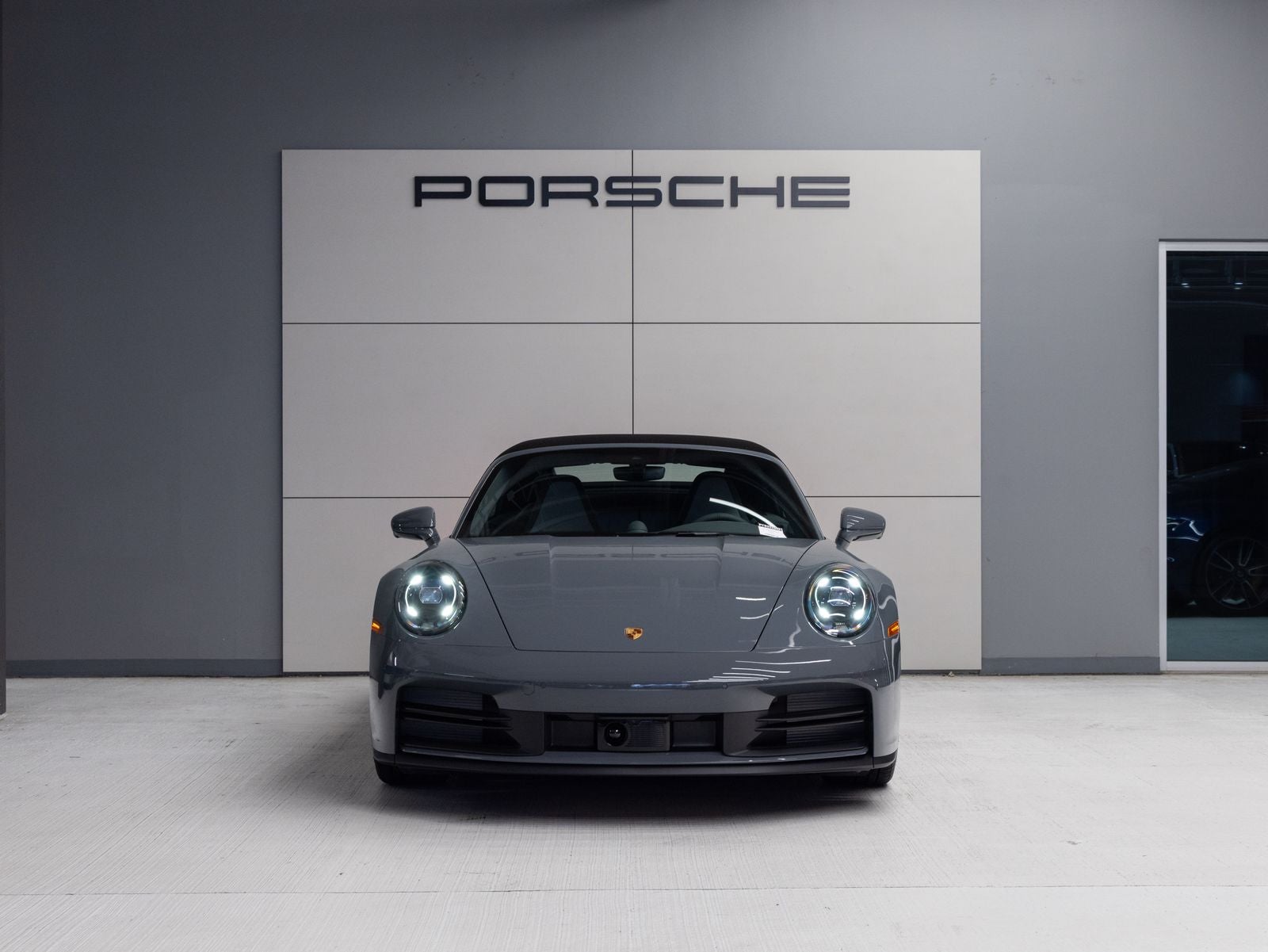 2026 Porsche 911 Carrera Cabriolet