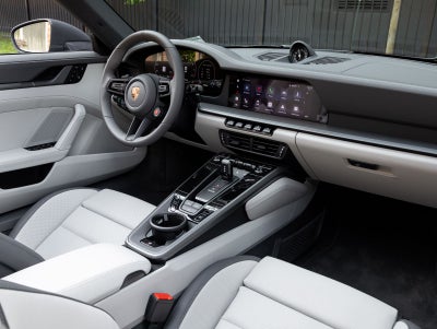 2026 Porsche 911 Carrera Cabriolet