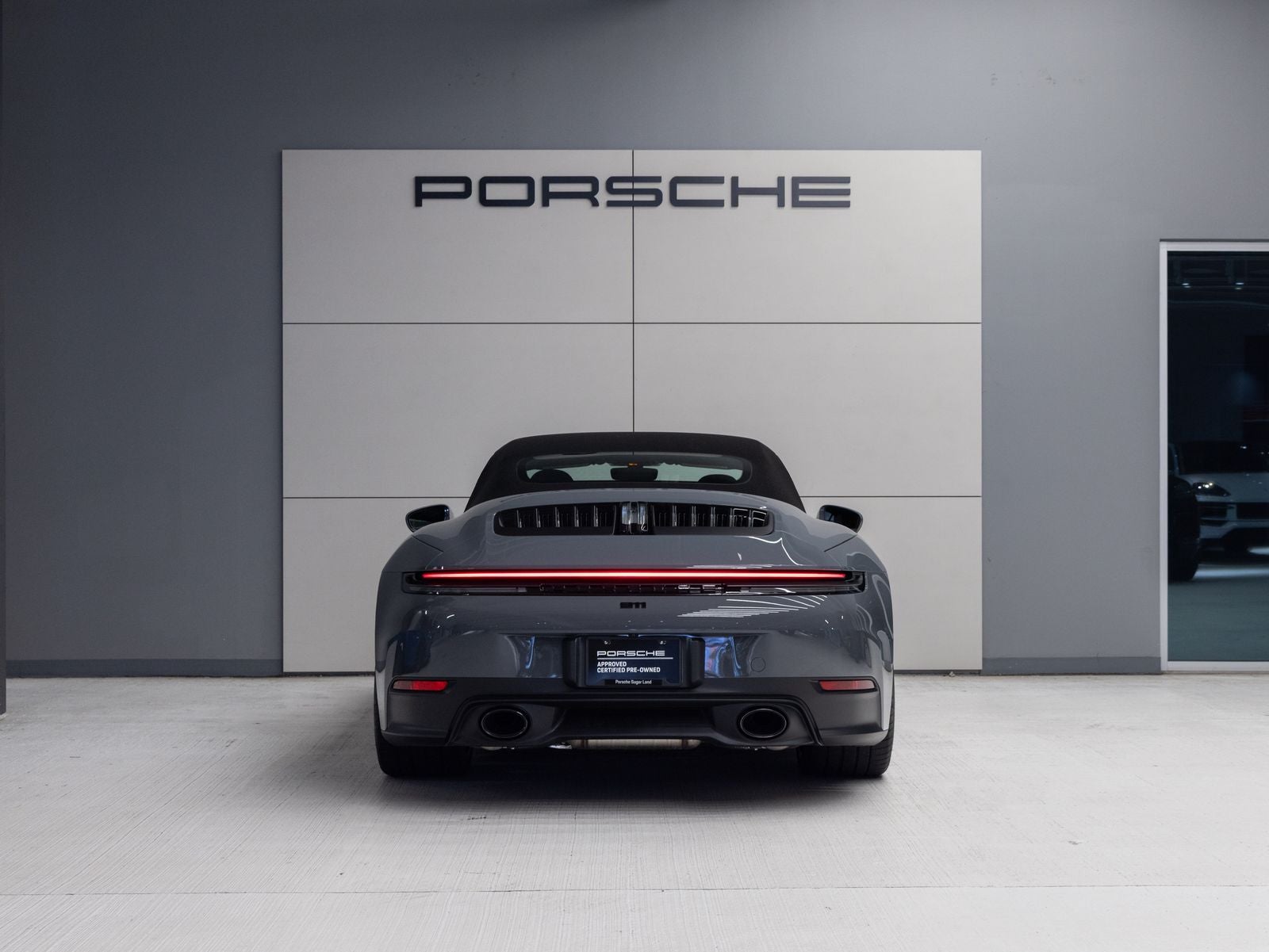 2026 Porsche 911 Carrera Cabriolet