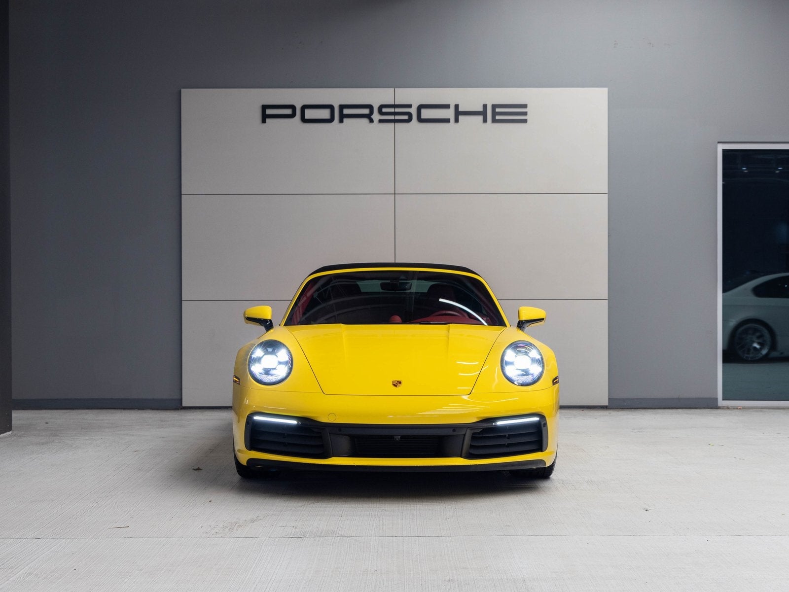 2023 Porsche 911 911 Carrera Cabriolet (MY23)