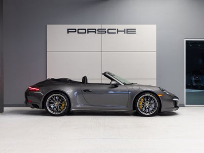 2018 Porsche 911 911 Carrera 4S Cabriolet