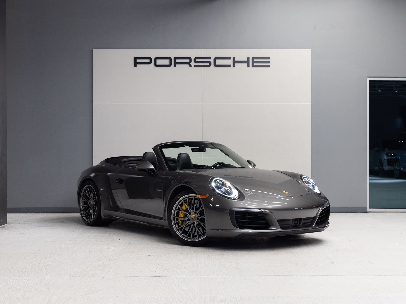 2018 Porsche 911 911 Carrera 4S Cabriolet