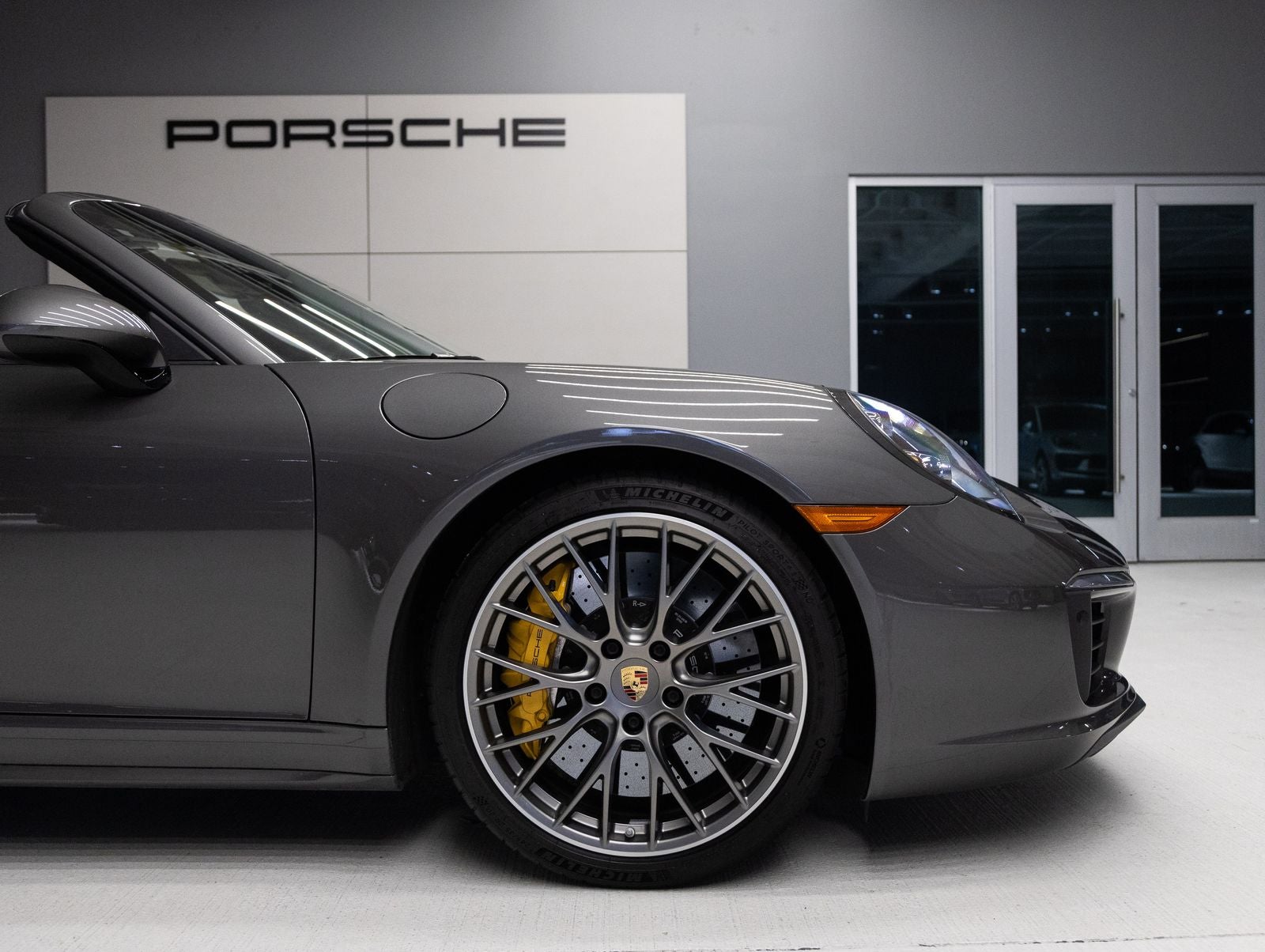 2018 Porsche 911 911 Carrera 4S Cabriolet