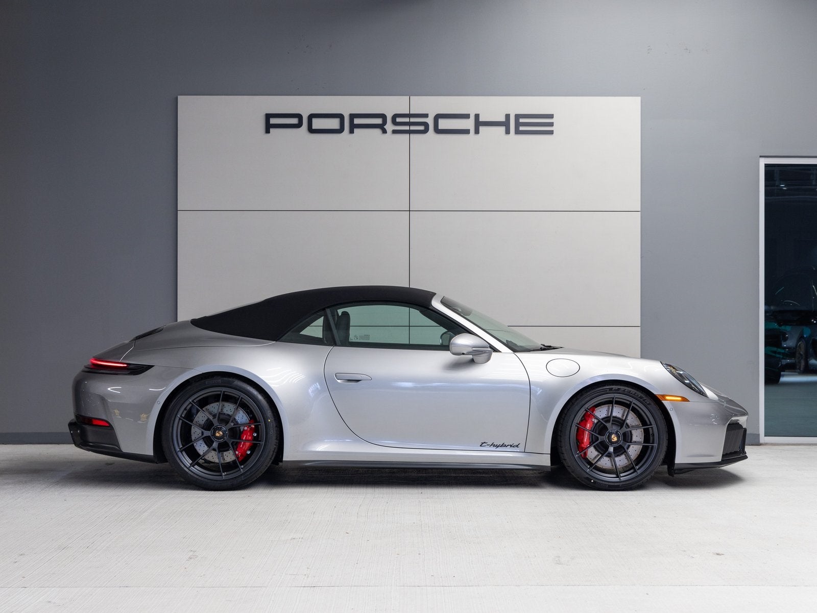 2026 Porsche 911 911 Carrera 4 GTS Cabriolet