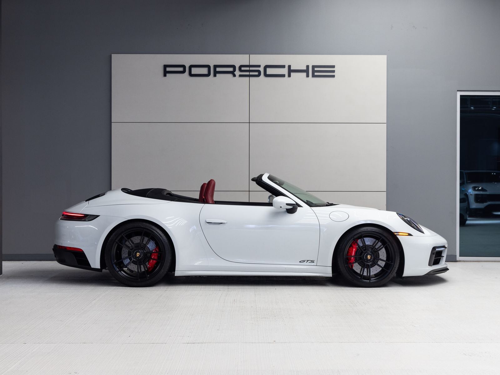 2022 Porsche 911 911 Carrera 4 GTS Cabriolet