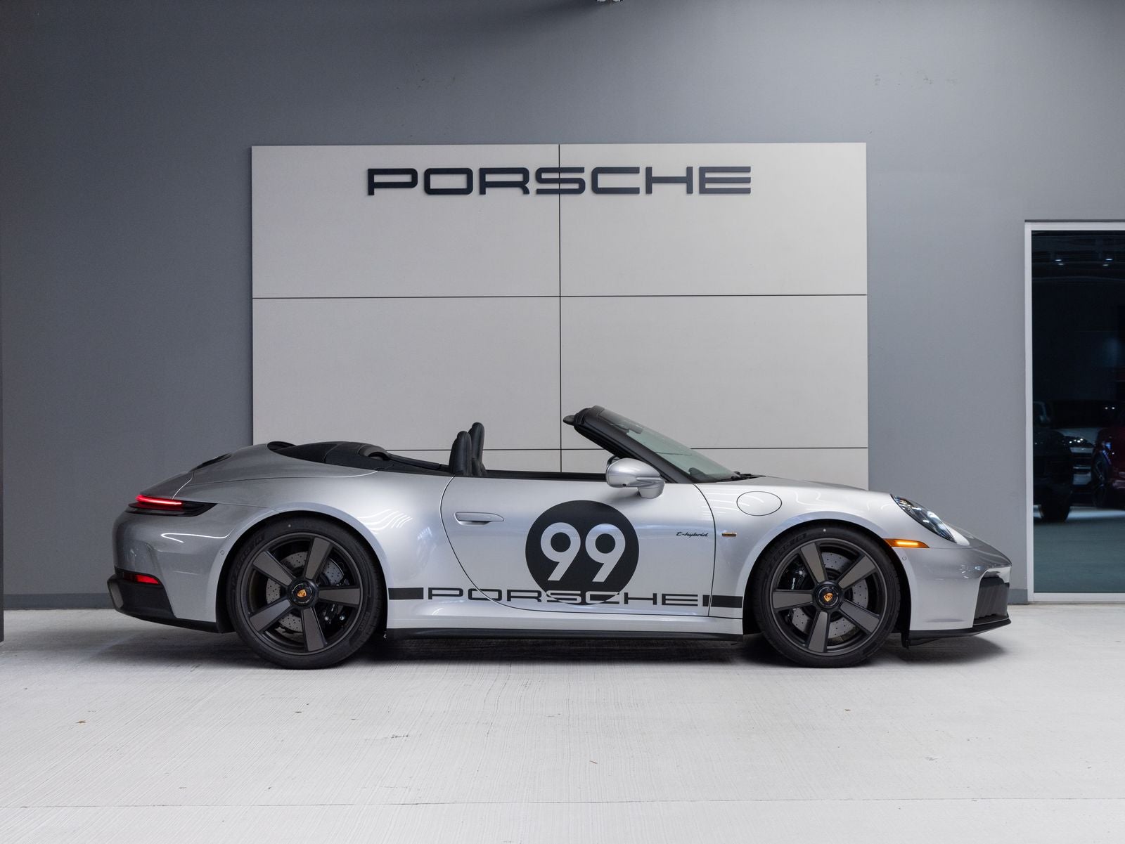 2026 Porsche 911 Spirit 70