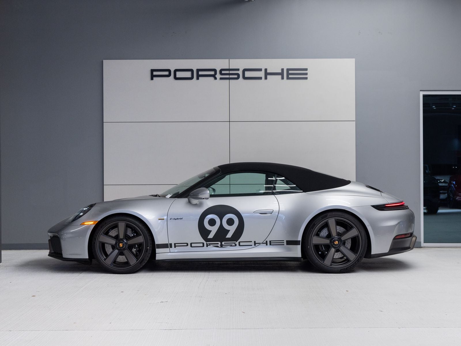 2026 Porsche 911 Spirit 70