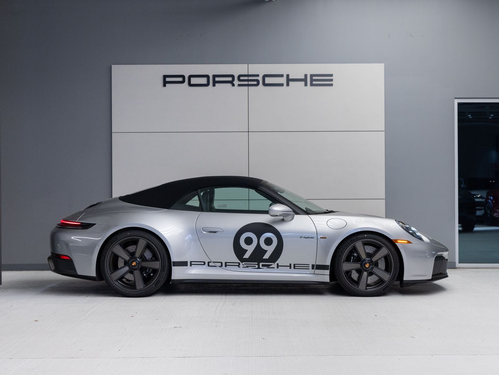 2026 Porsche 911 Spirit 70