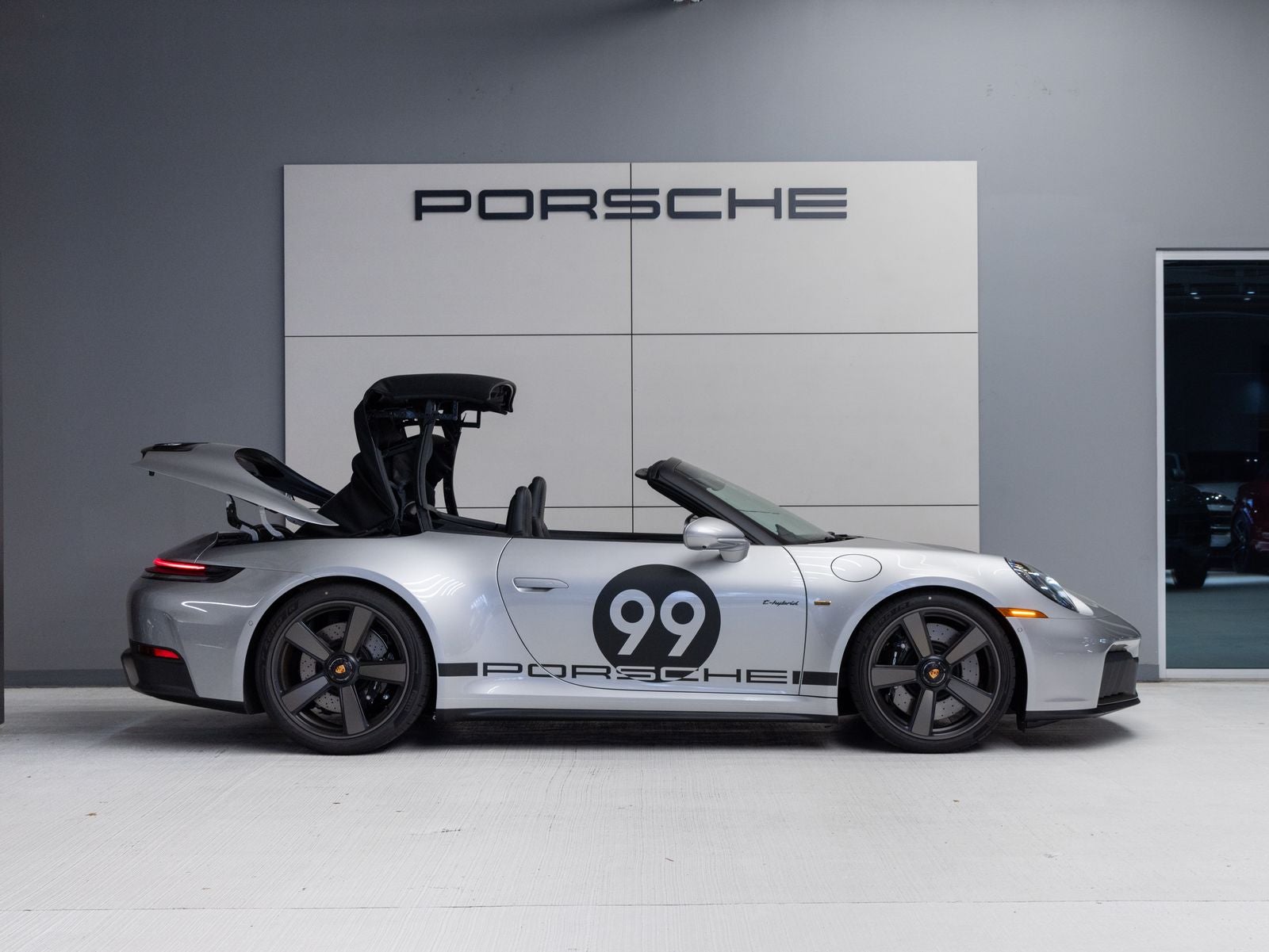 2026 Porsche 911 Spirit 70