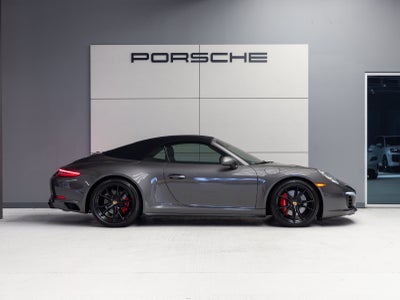 2017 Porsche 911 911 Carrera 4S Cabriolet