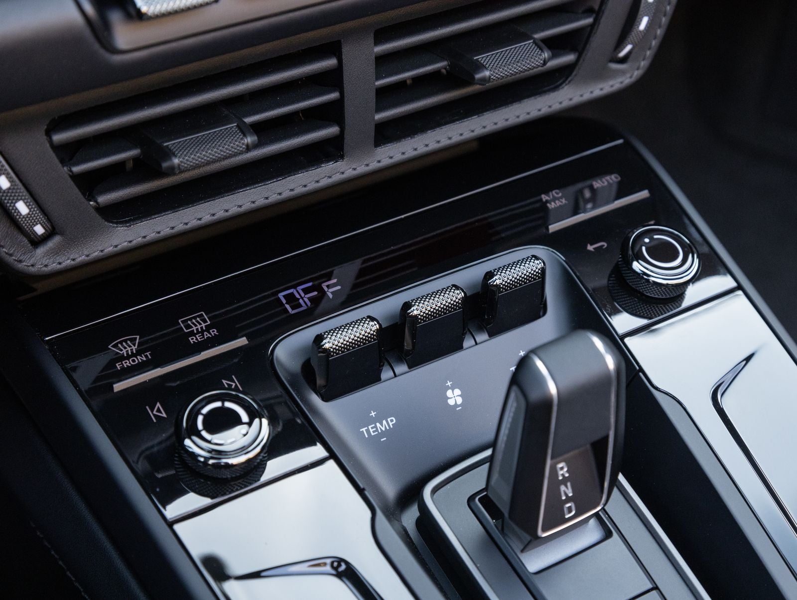 2026 Porsche 911 Spirit 70