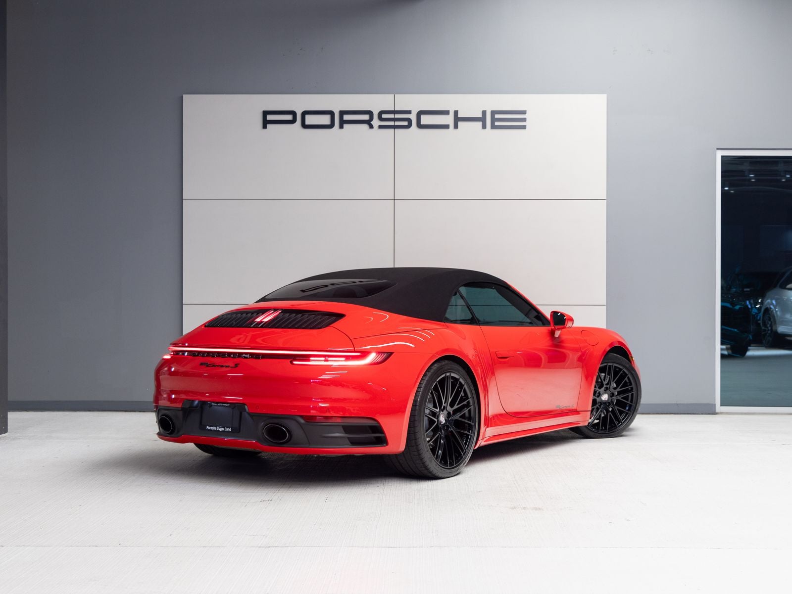 2023 Porsche 911 Carrera S Cabriolet