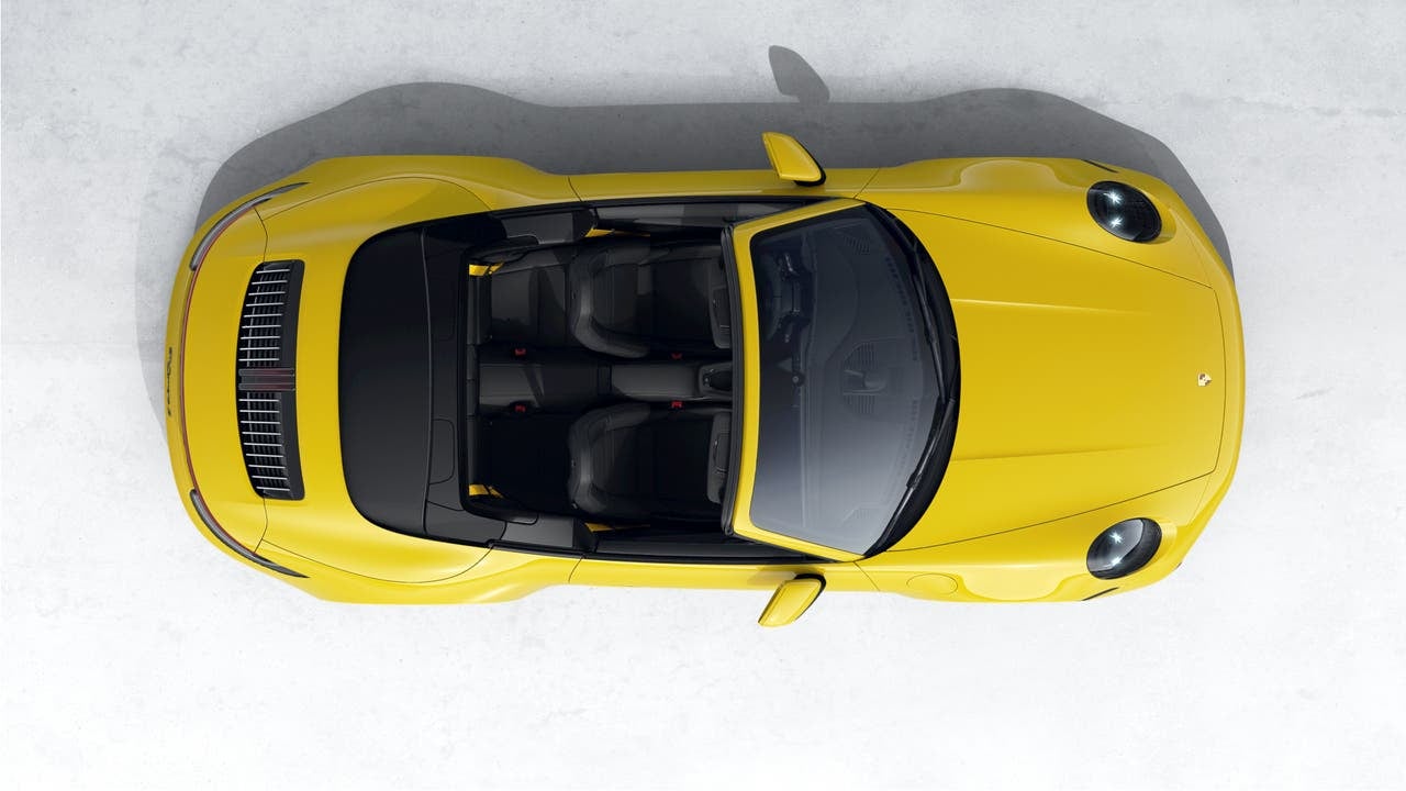 2022 Porsche 911 Carrera S Cabriolet