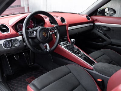 2021 Porsche 718 Spyder
