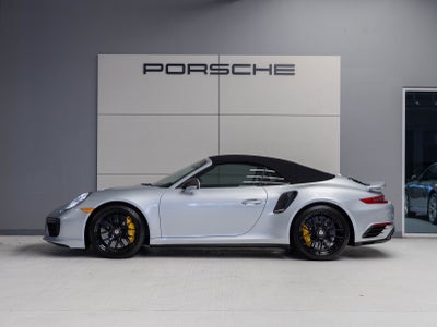 2018 Porsche 911 911 Turbo S Cabriolet