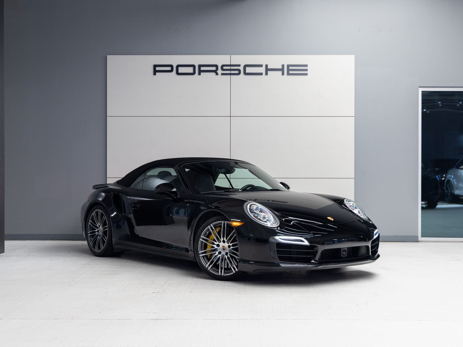 2014 Porsche 911 911 Turbo S Cabriolet